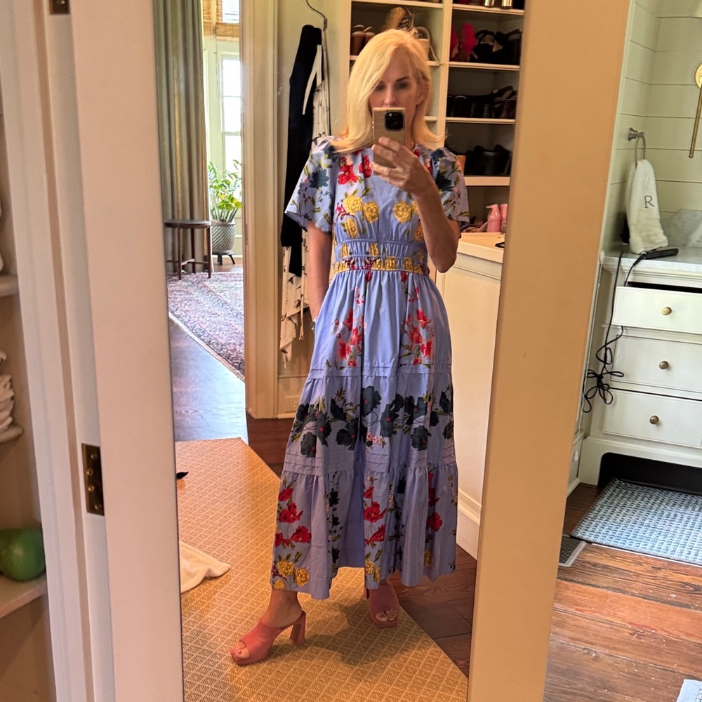 Floral Blue Maxi Dress NWT and with pockets!